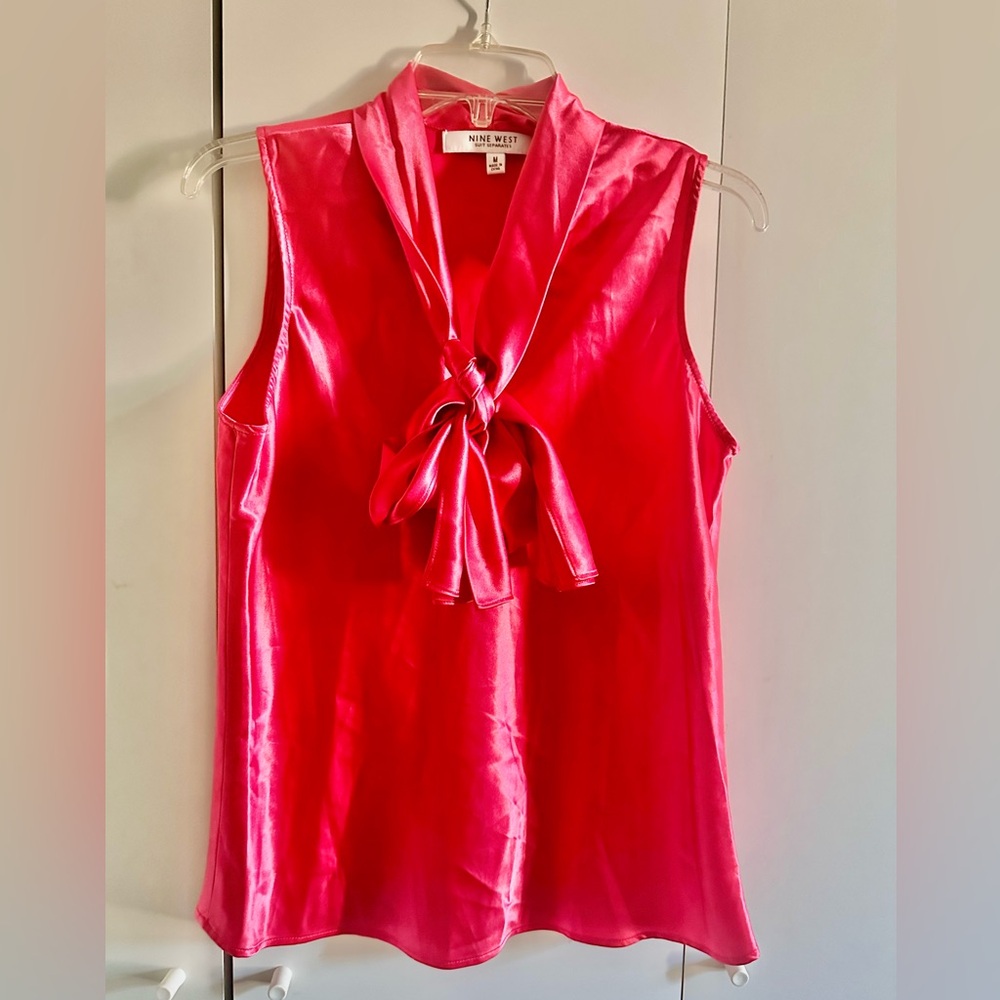 Nine West Vibrant fuchsia top